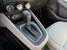 Renault Clio thumbnail 25