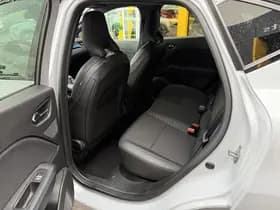 Renault Captur thumbnail 8