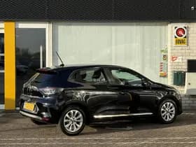 Renault Clio thumbnail 2