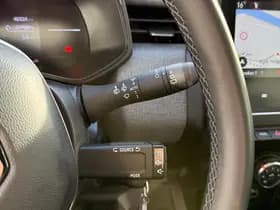 Renault Clio thumbnail 25