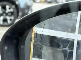 Renault Clio thumbnail 14