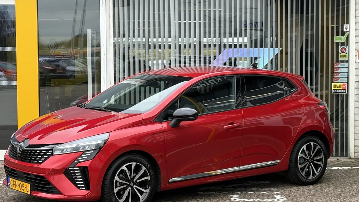 Renault Clio — foto 1