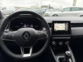 Renault Clio thumbnail 12