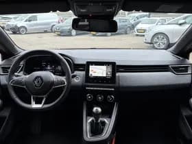 Renault Clio thumbnail 16