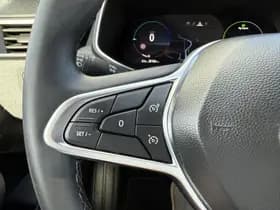Renault Clio thumbnail 19