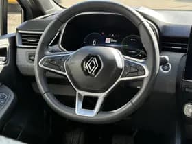 Renault Clio thumbnail 22