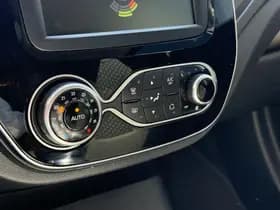 Renault Captur thumbnail 23