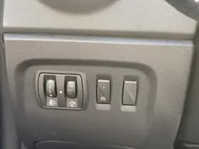 Renault Captur thumbnail 24