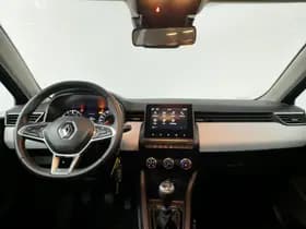 Renault Clio thumbnail 2