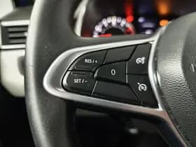 Renault Clio thumbnail 14