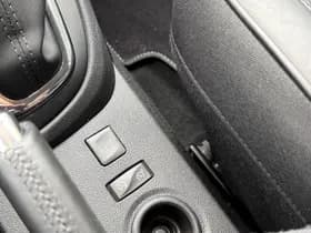Renault Captur thumbnail 25