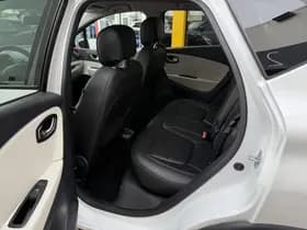 Renault Captur thumbnail 8