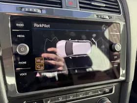 Volkswagen Golf thumbnail 12