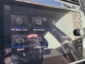 Volkswagen Golf thumbnail 28