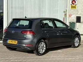 Volkswagen Golf thumbnail 6