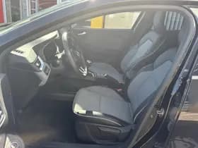 Renault Clio thumbnail 7