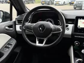 Renault Clio thumbnail 21
