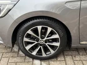 Renault Clio thumbnail 22