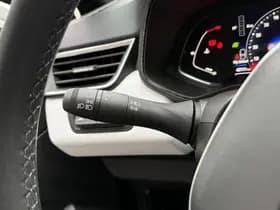 Renault Clio thumbnail 25