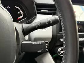 Renault Clio thumbnail 27