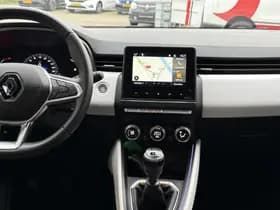 Renault Clio thumbnail 10