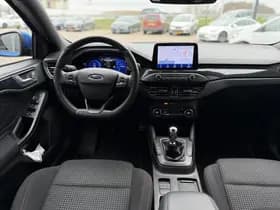 Ford Focus thumbnail 3