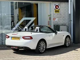 Fiat 124 Spider thumbnail 6