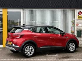 Renault Captur thumbnail 2