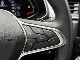 Renault Captur thumbnail 19
