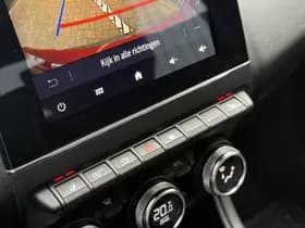 Renault Captur thumbnail 30