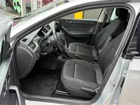 Škoda Rapid thumbnail 6
