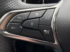 Renault Clio thumbnail 19