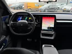 Renault Mégane E-Tech thumbnail 3
