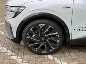 Renault Mégane E-Tech thumbnail 25