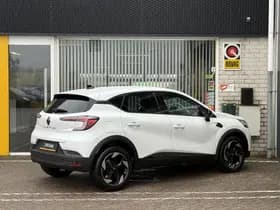 Renault Captur thumbnail 2