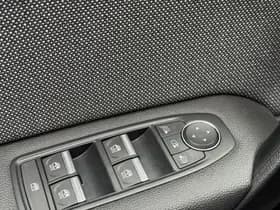 Renault Captur thumbnail 16