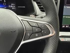 Renault Captur thumbnail 18