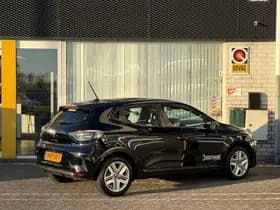 Renault Clio thumbnail 2