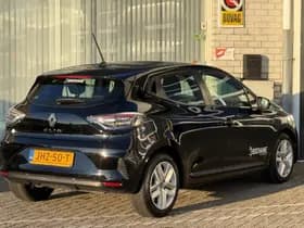 Renault Clio thumbnail 6
