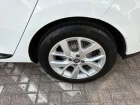 Renault Clio thumbnail 22