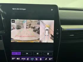 Renault Mégane E-Tech thumbnail 5