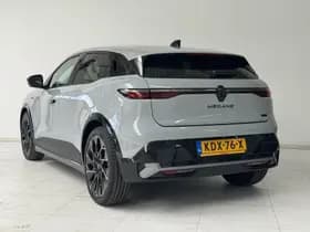 Renault Mégane E-Tech thumbnail 10