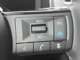 Nissan Qashqai thumbnail 15