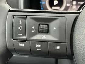 Nissan Qashqai thumbnail 17
