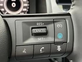 Nissan Qashqai thumbnail 18