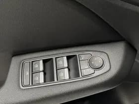 Renault Clio thumbnail 16