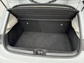 Renault Clio thumbnail 9
