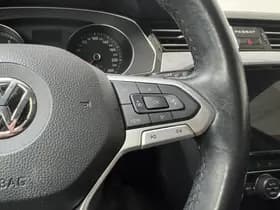 Volkswagen Passat thumbnail 18