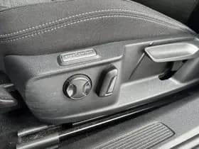 Volkswagen Passat thumbnail 19
