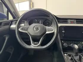 Volkswagen Passat thumbnail 34